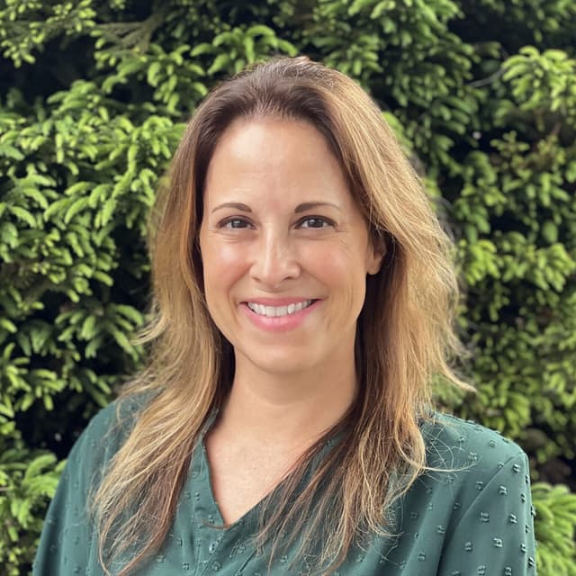 Crystal Bradshaw, LPC, NCC